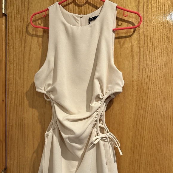 Zara Women Cut Out Slim Midi Creme Dress - Picture 1 of 6
